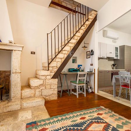 Antiche Mura Apartments "Nel Cuore Della Puglia"Bivani, Cucina, Terrazzo Turi Luaran gambar
