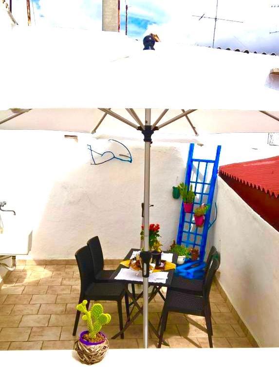 Antiche Mura Apartments "Nel Cuore Della Puglia"Bivani, Cucina, Terrazzo Turi Luaran gambar