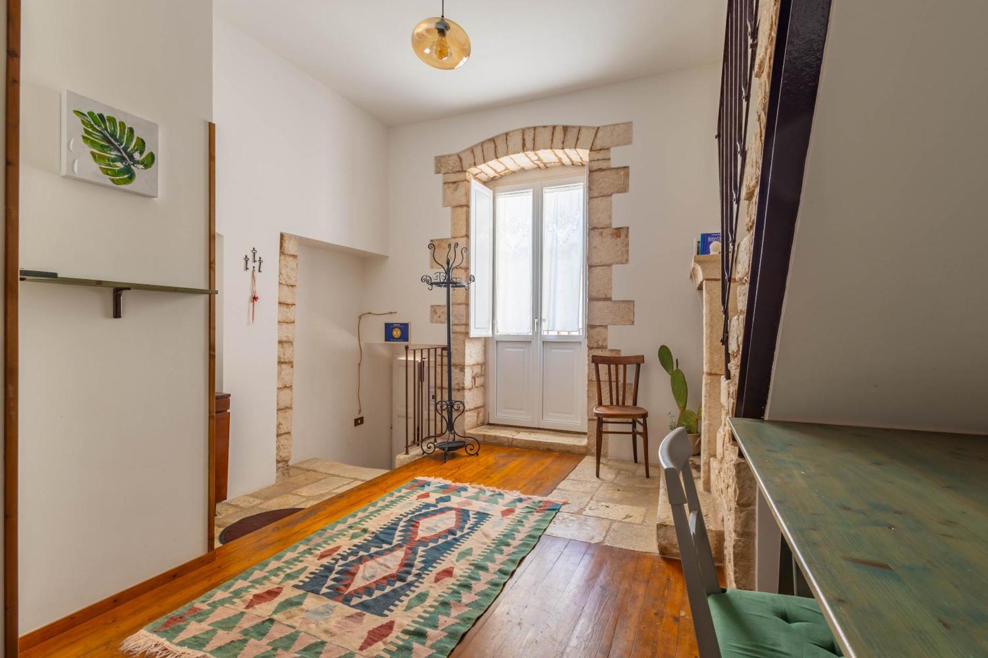 Antiche Mura Apartments "Nel Cuore Della Puglia"Bivani, Cucina, Terrazzo Turi Luaran gambar